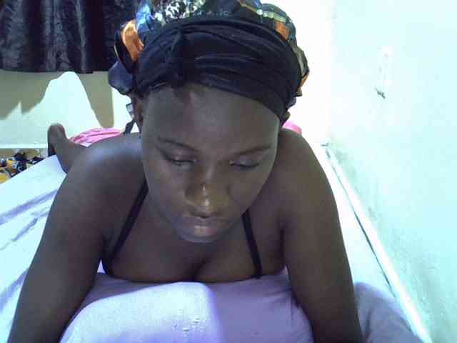 sexxy-maya1 webcam
