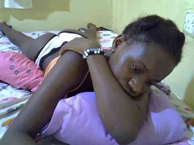 sexxy-maya1 webcam
