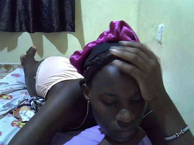 sexxy-maya1 webcam