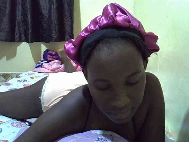 sexxy-maya1 webcam