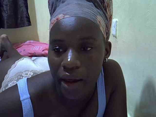 sexxy-maya1 webcam
