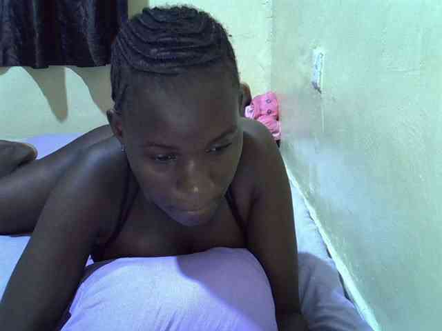 sexxy-maya1 webcam
