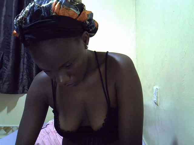sexxy-maya1 webcam