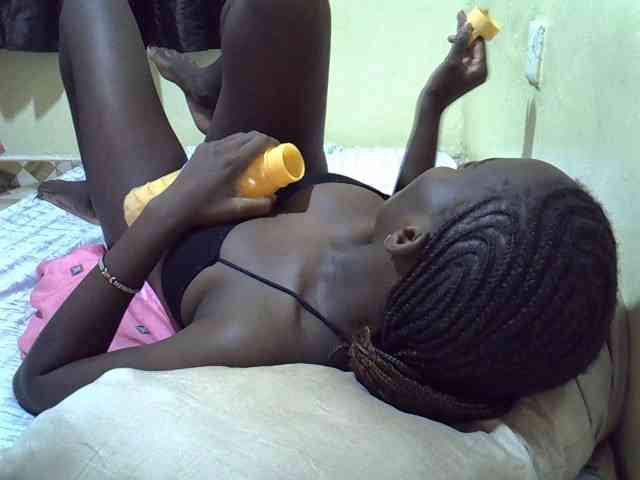 sexxy-maya1 webcam