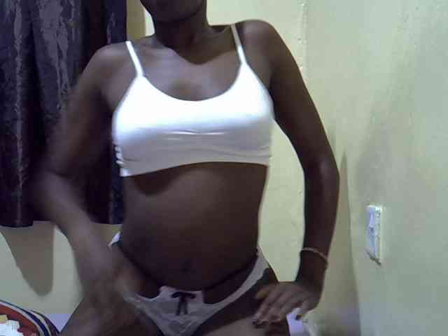 sexxy-maya1 webcam