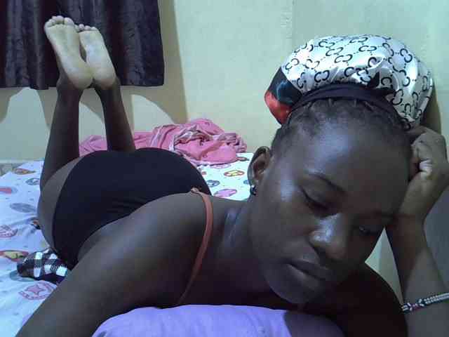 sexxy-maya1 webcam