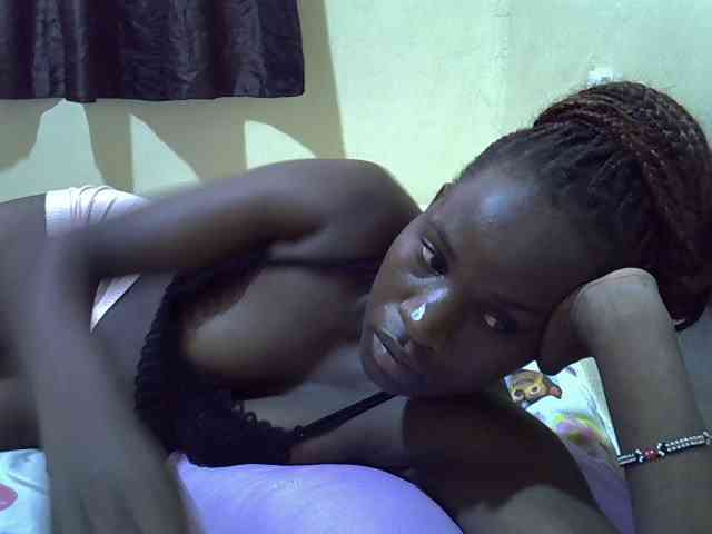 sexxy-maya1 webcam