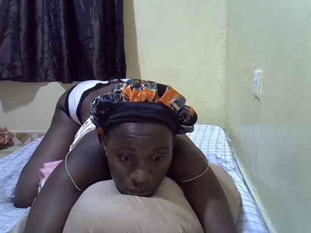sexxy-maya1 webcam