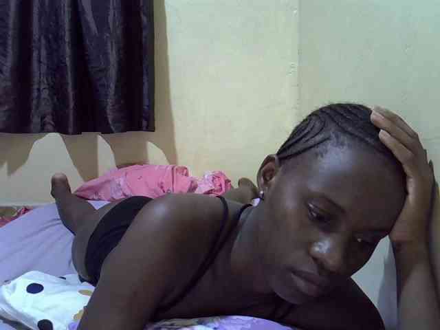 sexxy-maya1 webcam