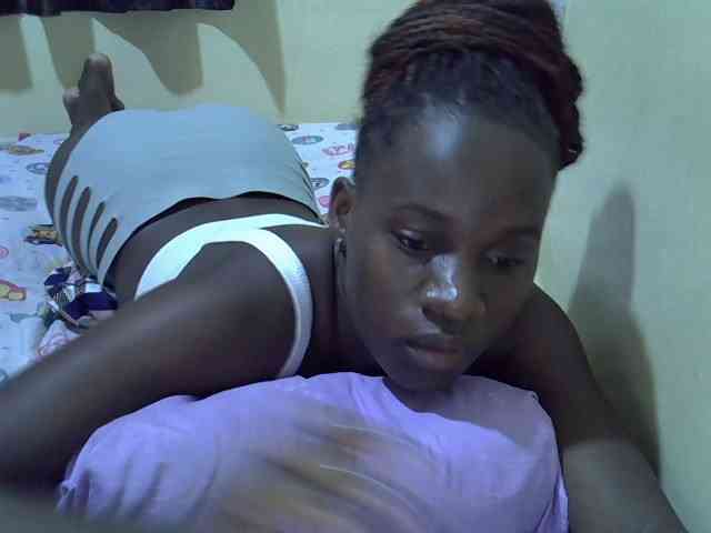 sexxy-maya1 webcam