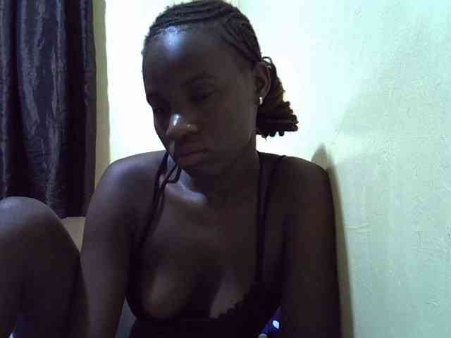 sexxy-maya1 webcam
