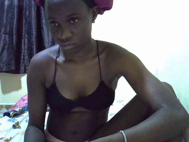 sexxy-maya1 webcam