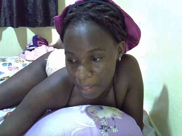 sexxy-maya1 webcam