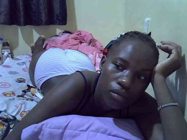 sexxy-maya1 webcam