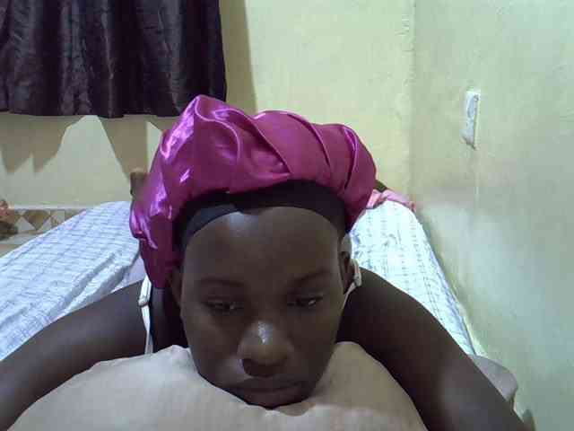 sexxy-maya1 webcam