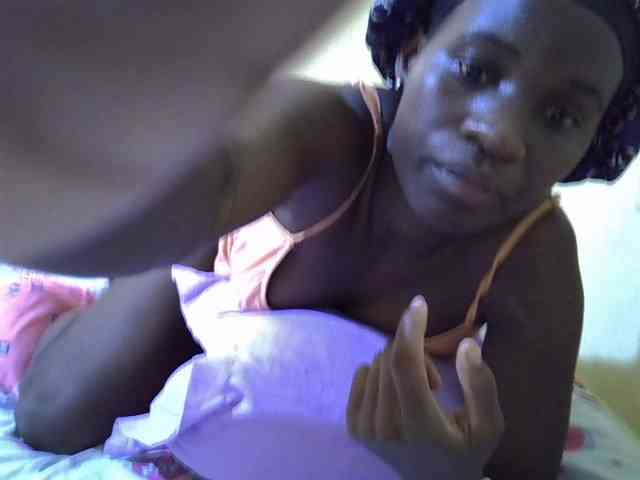 sexxy-maya1 webcam