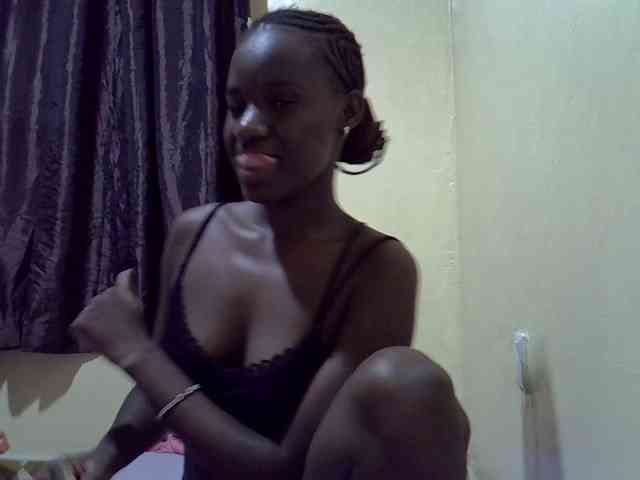 sexxy-maya1 webcam