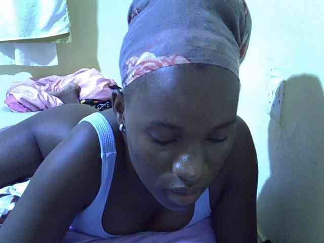 sexxy-maya1 webcam