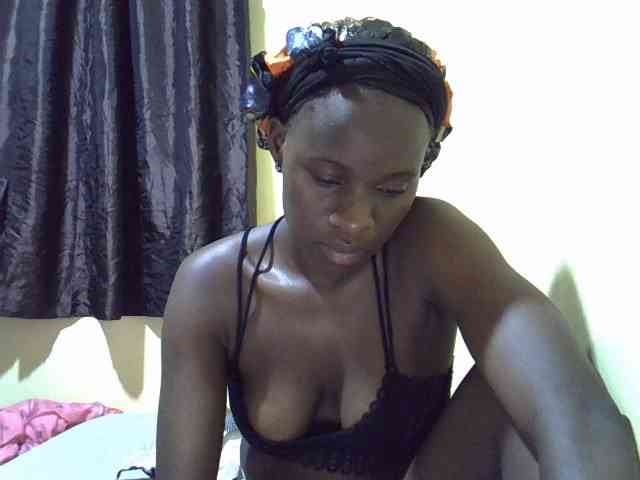 sexxy-maya1 webcam