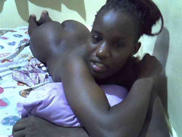 sexxy-maya1 webcam
