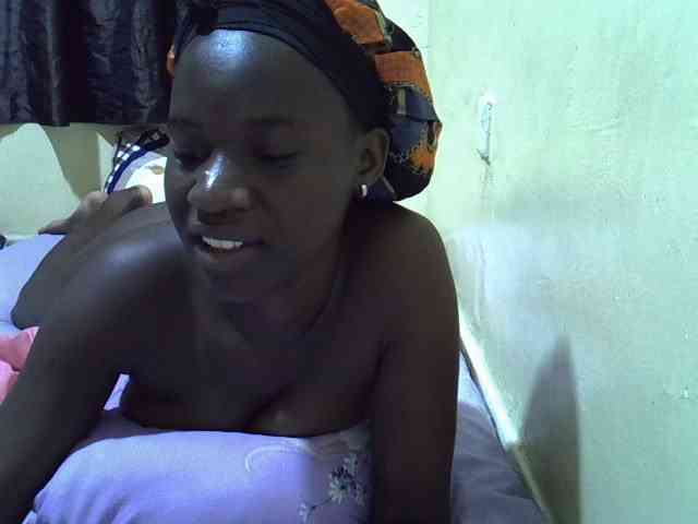 sexxy-maya1 webcam