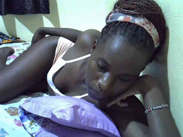 sexxy-maya1 webcam