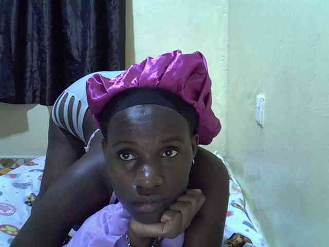 sexxy-maya1 webcam