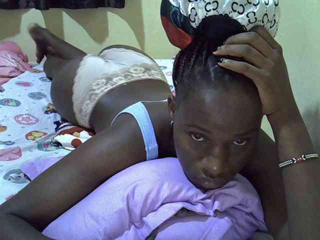 sexxy-maya1 webcam