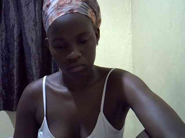 sexxy-maya1 webcam