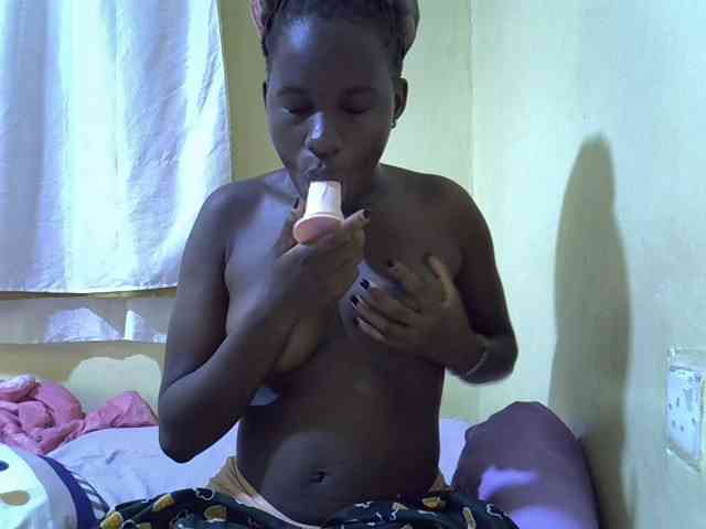 sexxy-maya1 webcam