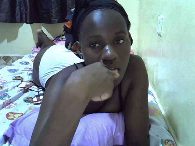 sexxy-maya1 webcam