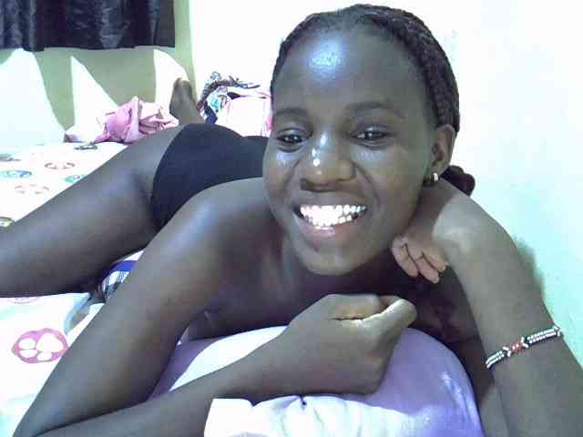 sexxy-maya1 webcam