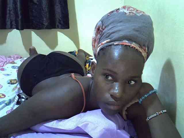 sexxy-maya1 webcam