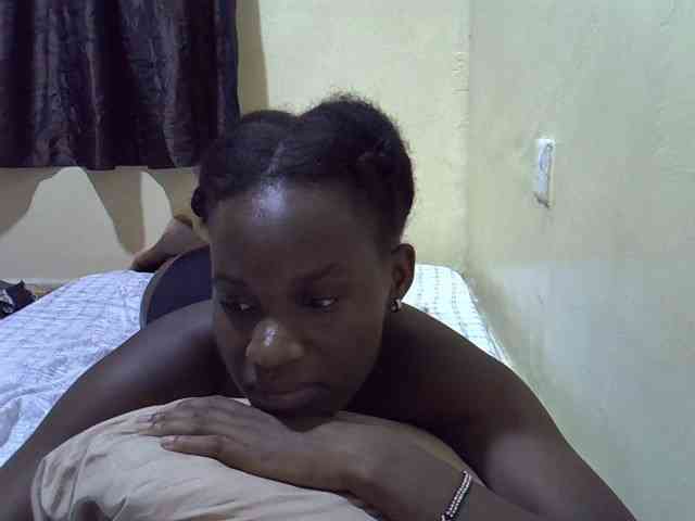 sexxy-maya1 webcam