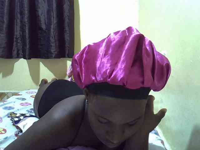 sexxy-maya1 webcam