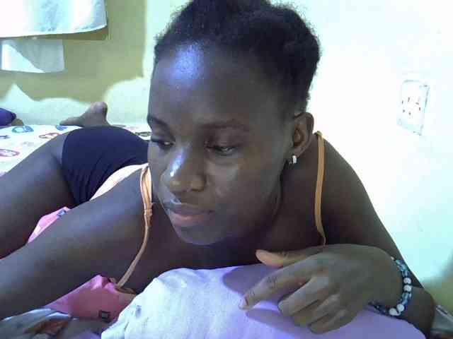 sexxy-maya1 webcam