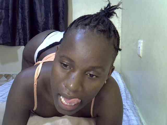 sexxy-maya1 webcam