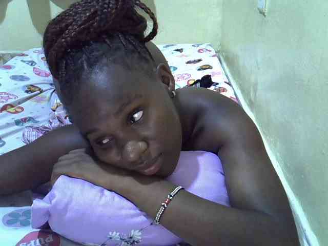 sexxy-maya1 webcam
