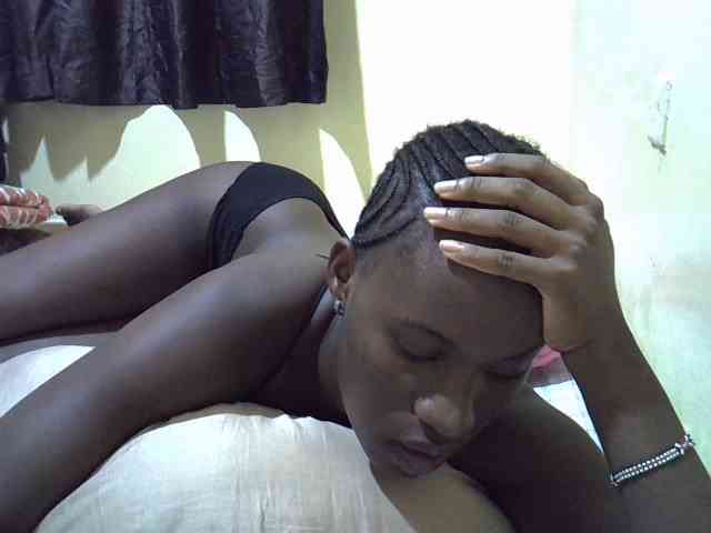 sexxy-maya1 webcam
