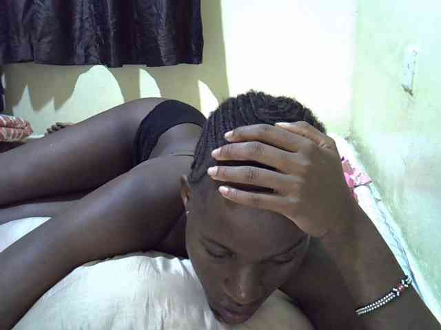 sexxy-maya1 webcam