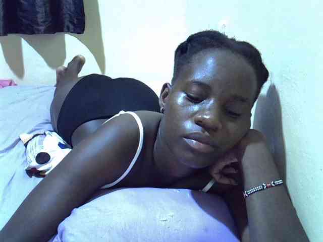 sexxy-maya1 webcam