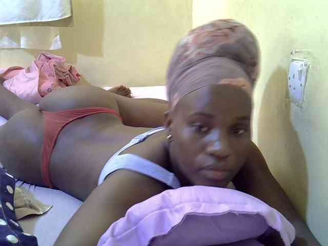 sexxy-maya1 webcam