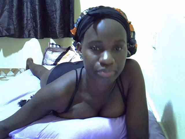 sexxy-maya1 webcam