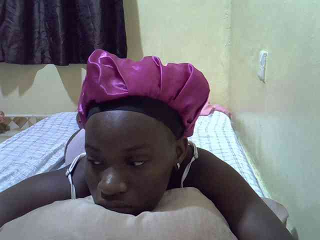 sexxy-maya1 webcam