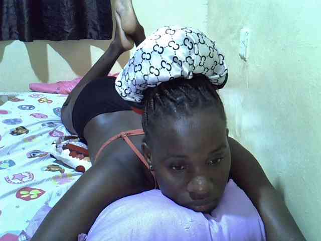 sexxy-maya1 webcam