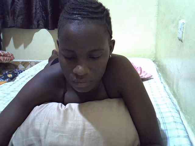 sexxy-maya1 webcam