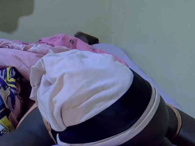 sexxy-maya1 webcam
