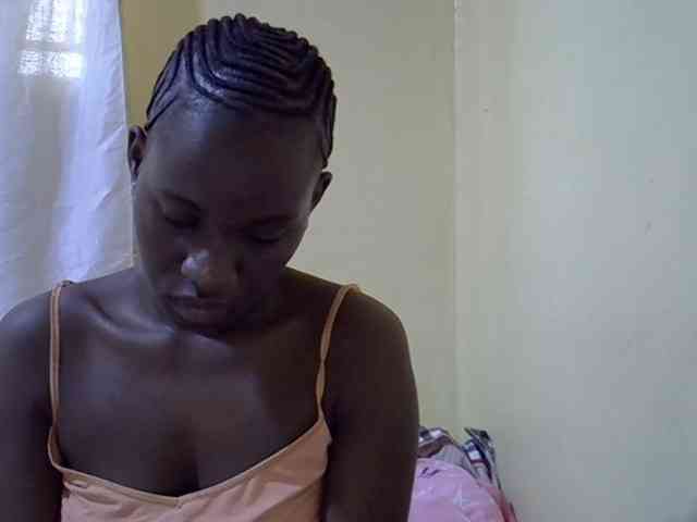 sexxy-maya1 webcam