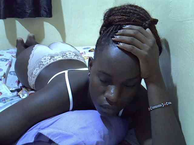 sexxy-maya1 webcam