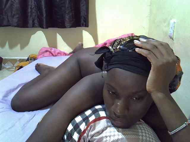 sexxy-maya1 webcam